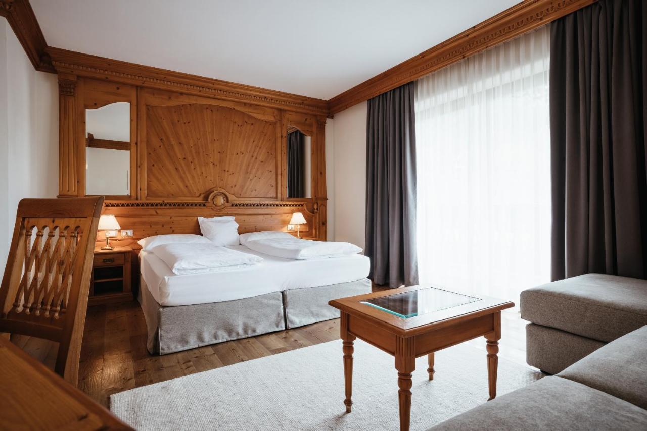 Kristallhotel Corona-Krone Сан-Виджилио-ди-Мареббе Экстерьер фото