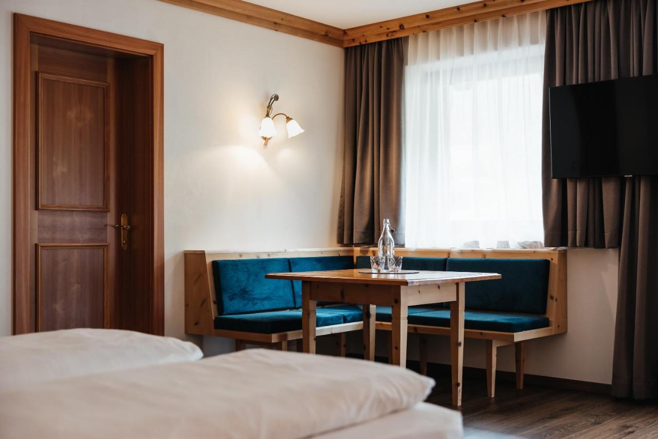 Kristallhotel Corona-Krone Сан-Виджилио-ди-Мареббе Экстерьер фото