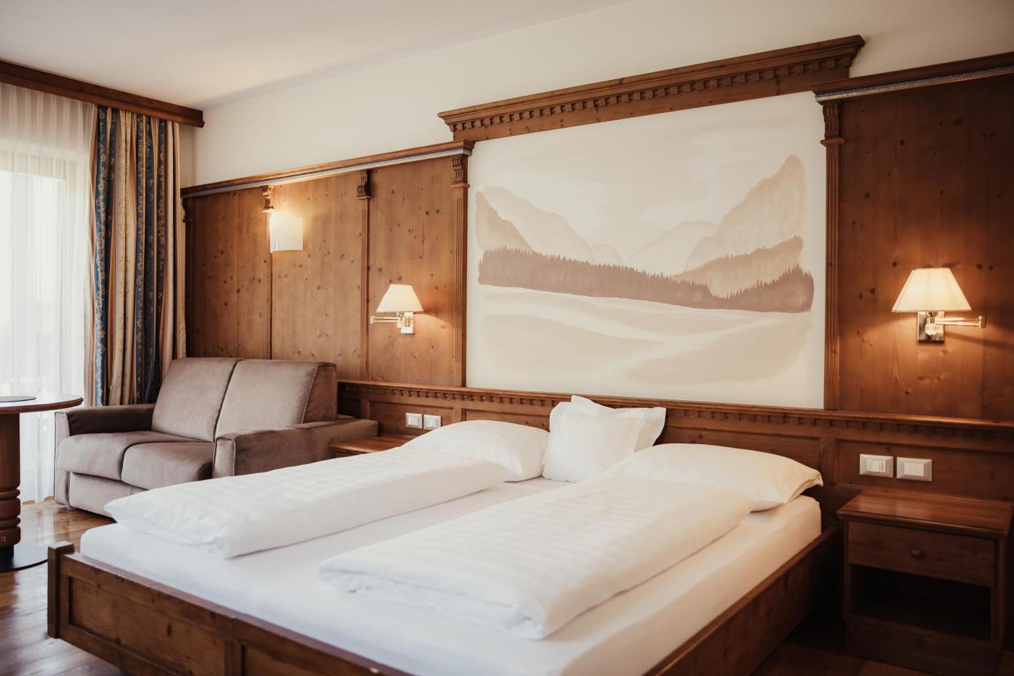 Kristallhotel Corona-Krone Сан-Виджилио-ди-Мареббе Экстерьер фото