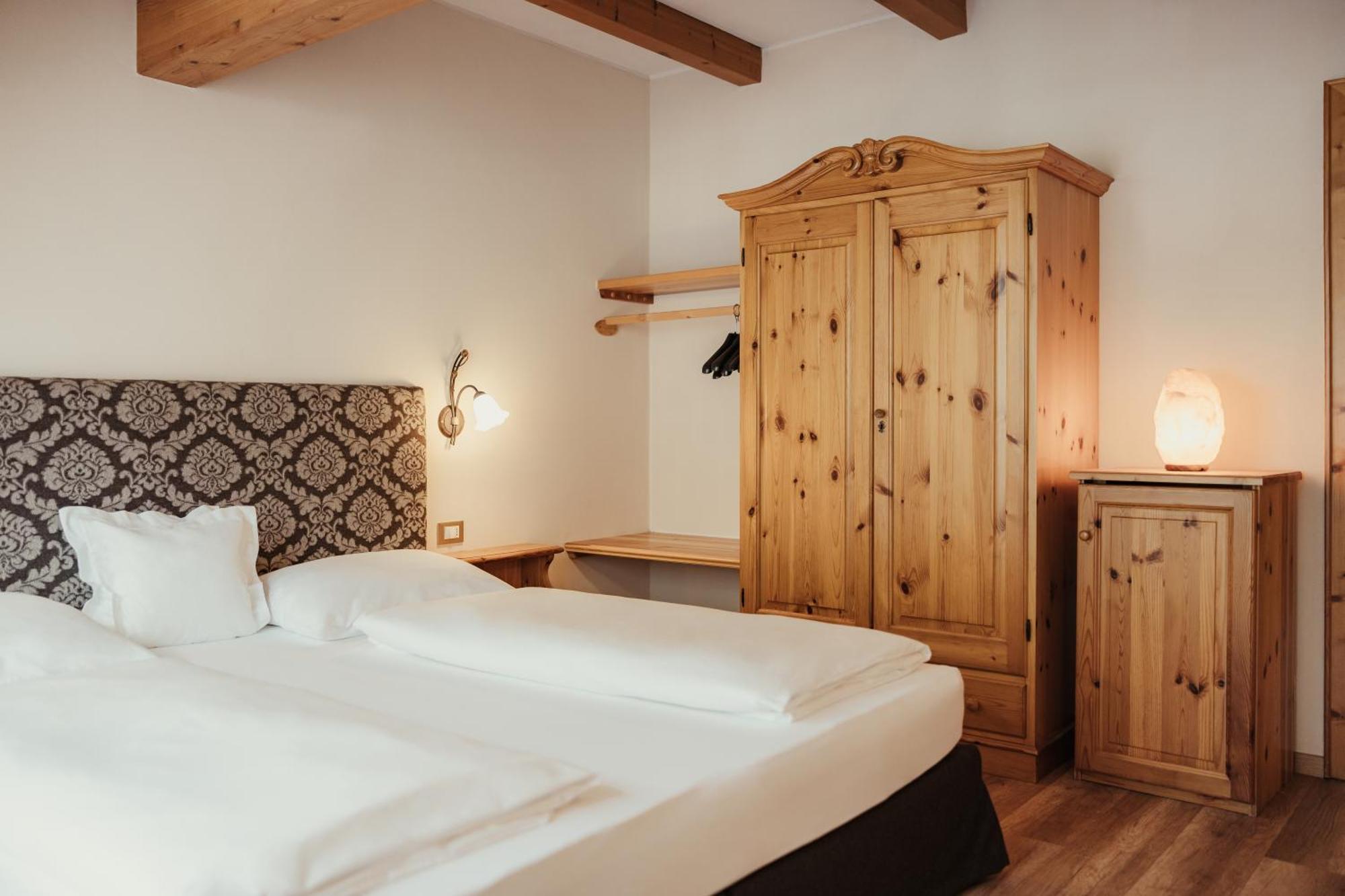 Kristallhotel Corona-Krone Сан-Виджилио-ди-Мареббе Экстерьер фото