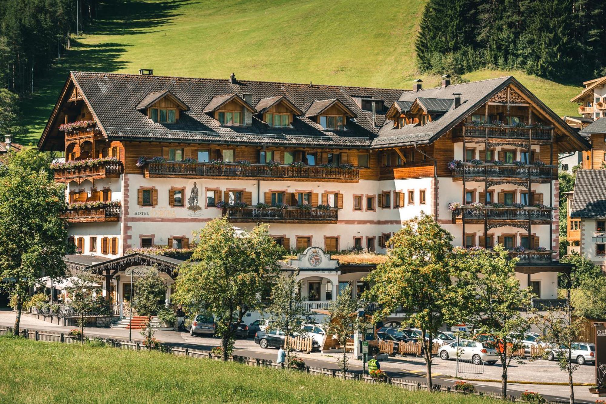 Kristallhotel Corona-Krone Сан-Виджилио-ди-Мареббе Экстерьер фото