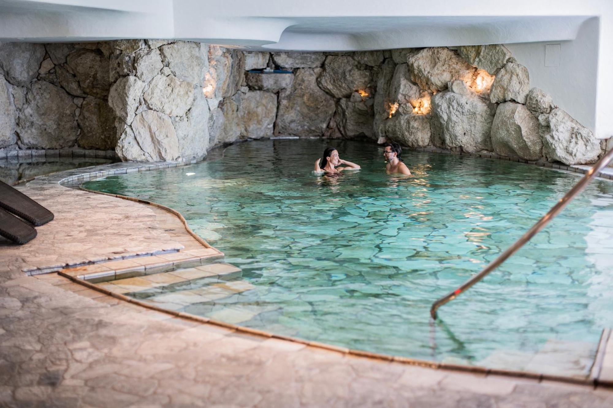 Kristallhotel Corona-Krone Сан-Виджилио-ди-Мареббе Экстерьер фото