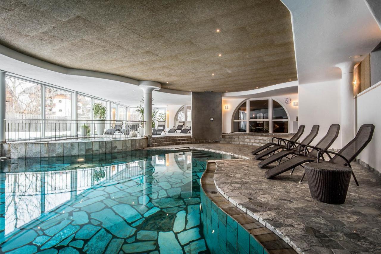 Kristallhotel Corona-Krone Сан-Виджилио-ди-Мареббе Экстерьер фото