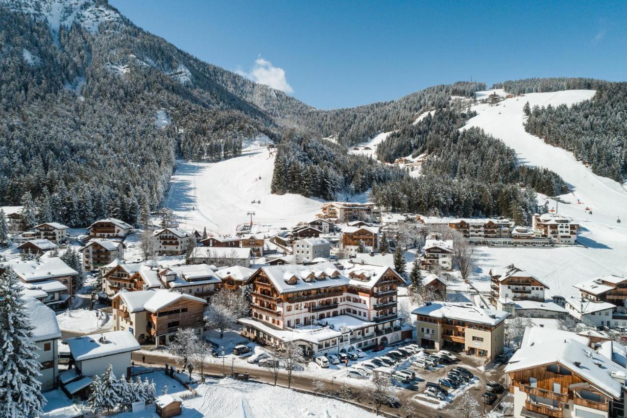 Kristallhotel Corona-Krone Сан-Виджилио-ди-Мареббе Экстерьер фото